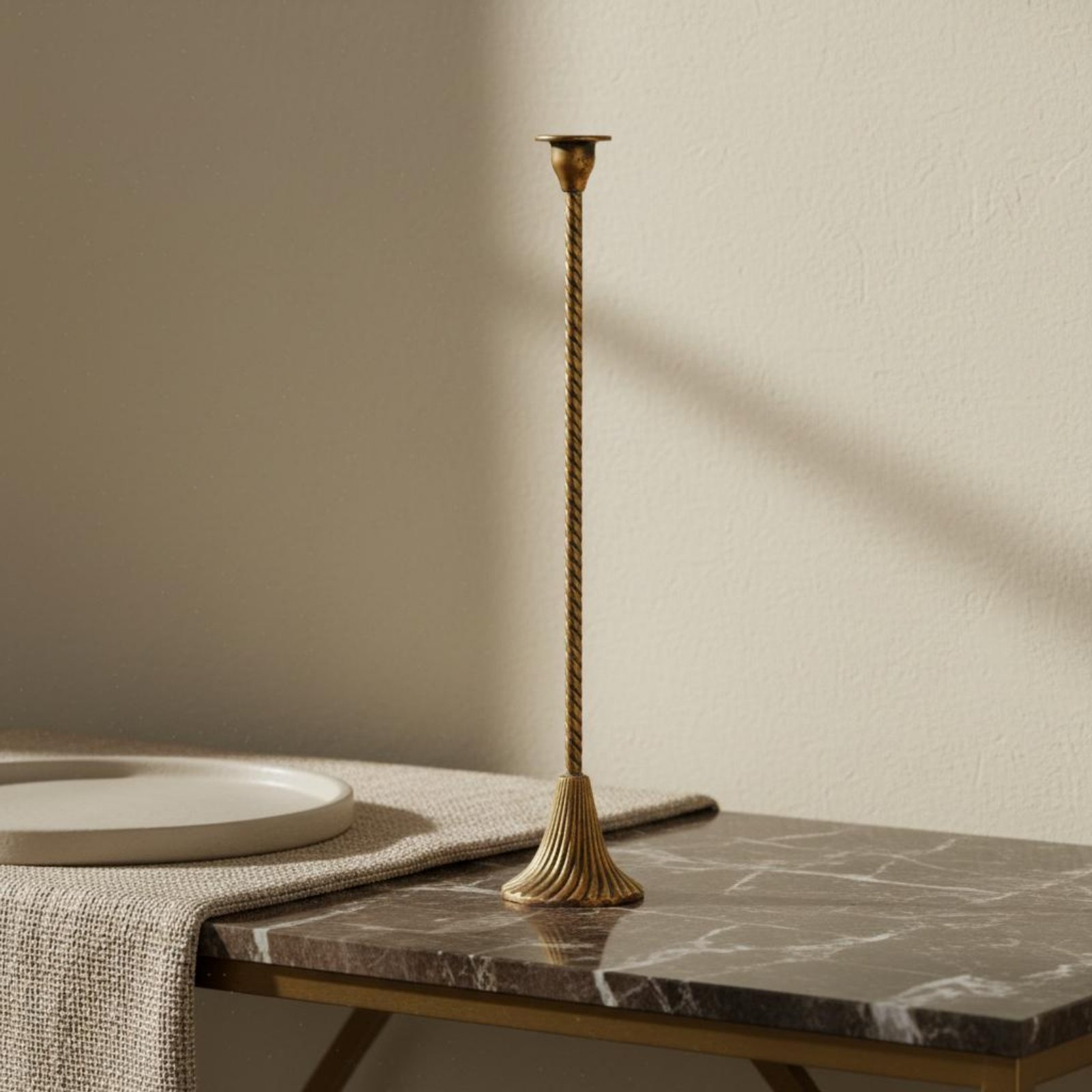 Twisted Gold Candle Holder Sta - Paraffin Wax 评论和价格