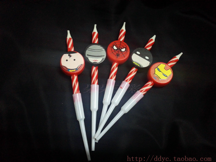 Cartoon Pattern Threaded Candl - Paraffin Wax 评论和价格